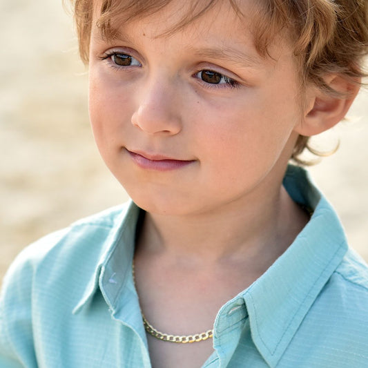 How to Choose the Right 14k Gold Necklace for a Child